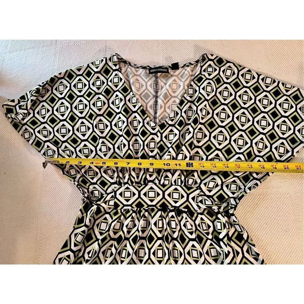 Nina Leonard - Green & Black Geometric Stretch Shift Dress Size Small
